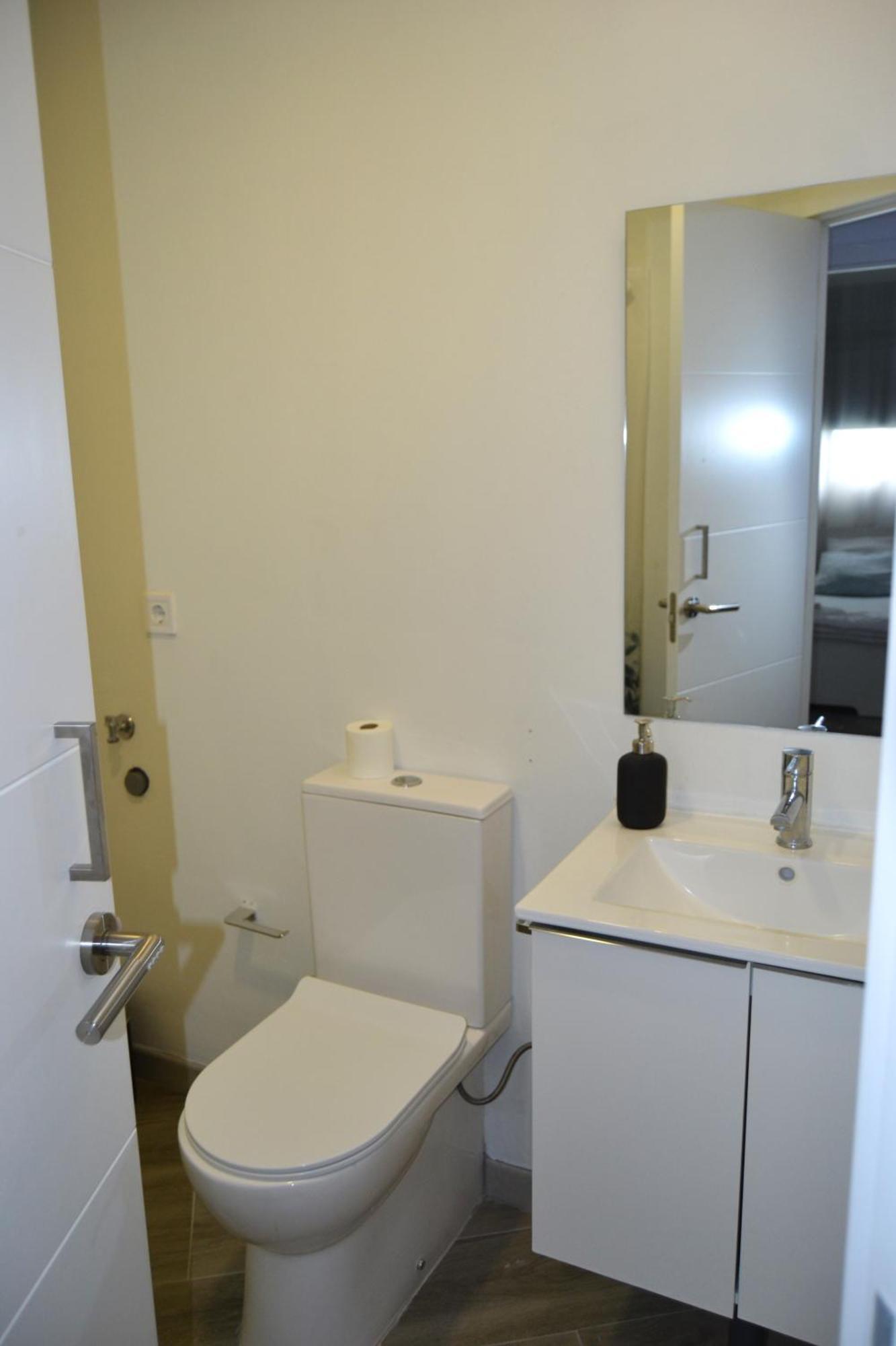 Room With Private Bathroom - Vivienda Vacacional Out Of Blue Santa Cruz de la Palma  Exterior photo